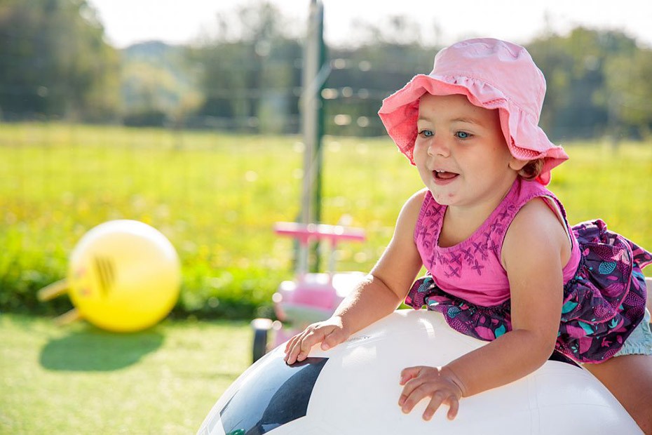 Chaleur et canicule : comment protéger les enfants ?